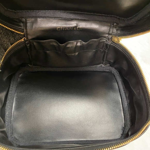 Lambskin Vanity Cosmetic Case Black #2 - Picture 8 of 15